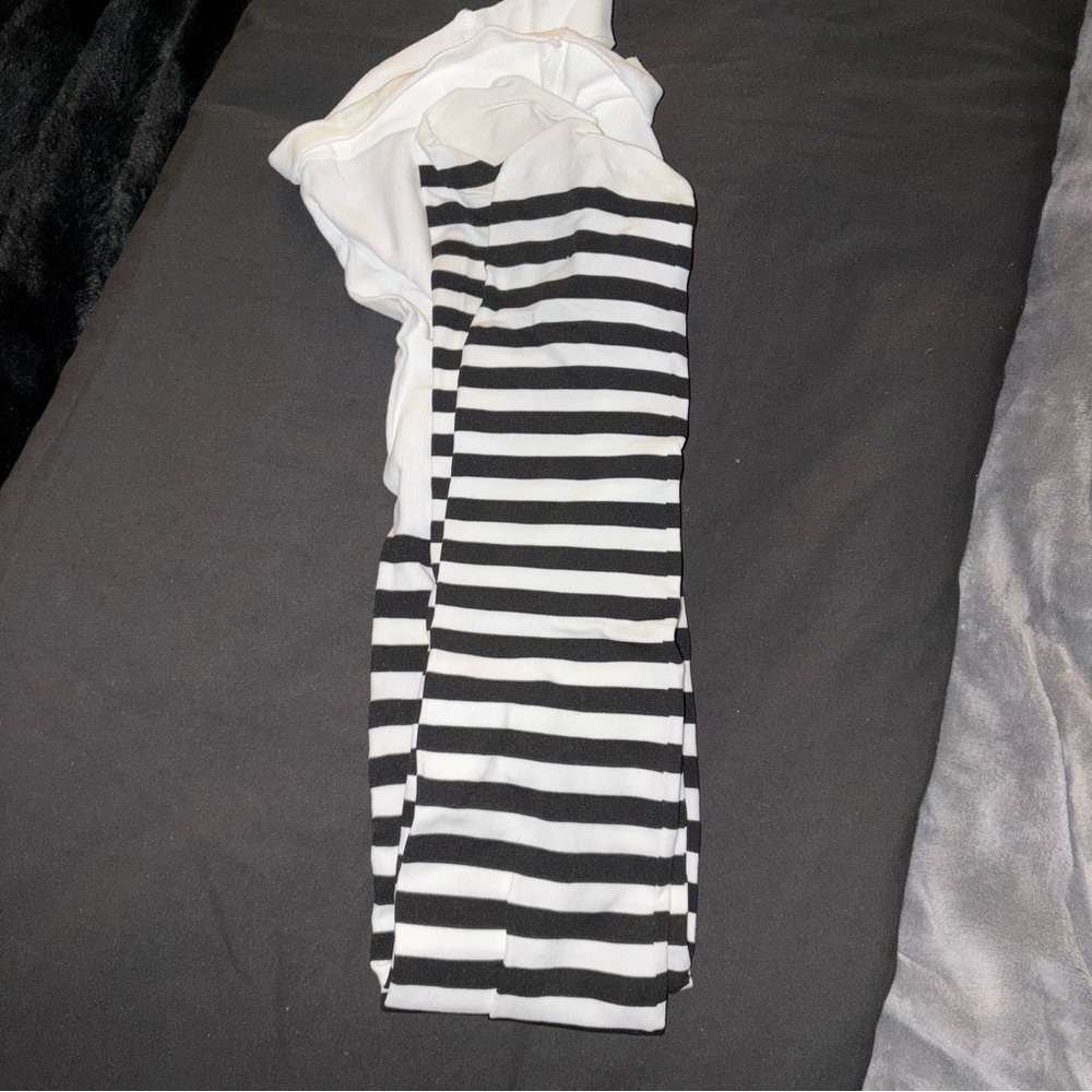 Snag Tights F 16-22 Plus Black & White Striped Witch Tights NEW Whimsigoth - Picture 9 of 11